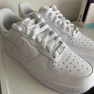 Nike Air Force's Size 8.5 Women's